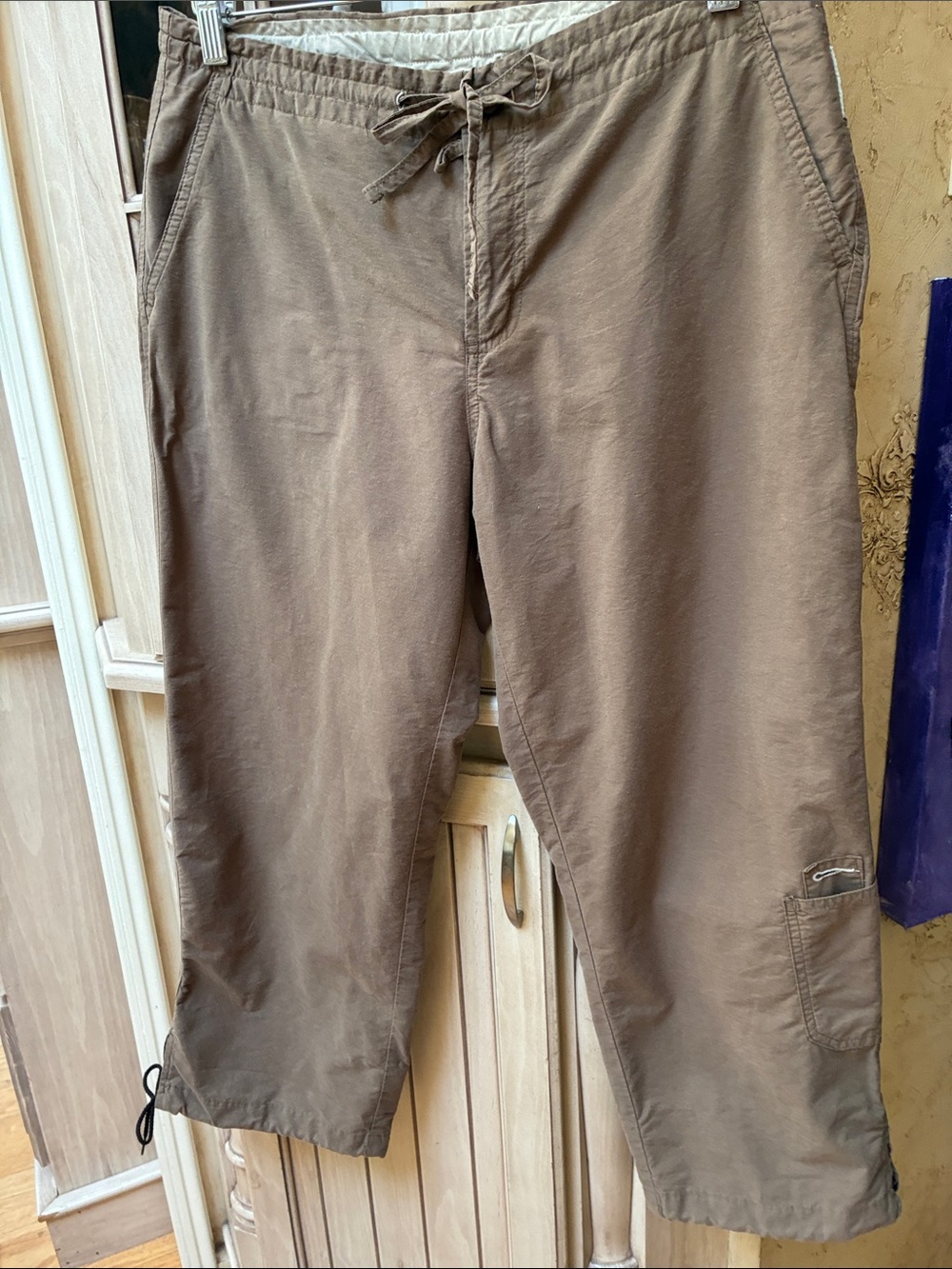 Columbia Brown Capris with Drawstring Waist
